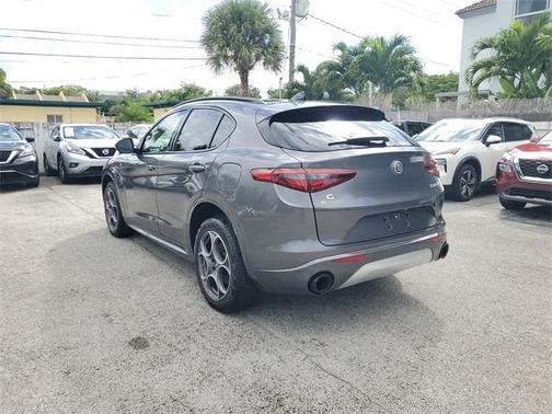 2022 Alfa Romeo Stelvio Ti