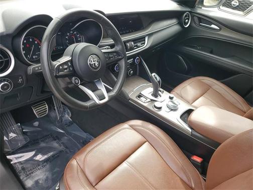2022 Alfa Romeo Stelvio Ti