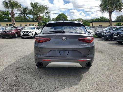 2022 Alfa Romeo Stelvio Ti