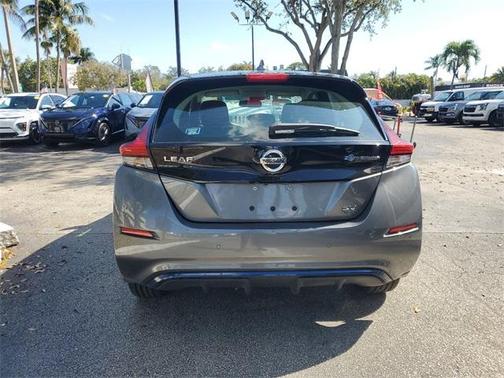 2022 Nissan Leaf SV PLUS