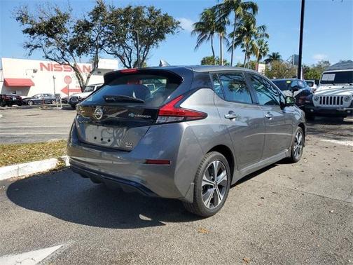 2022 Nissan Leaf SV PLUS