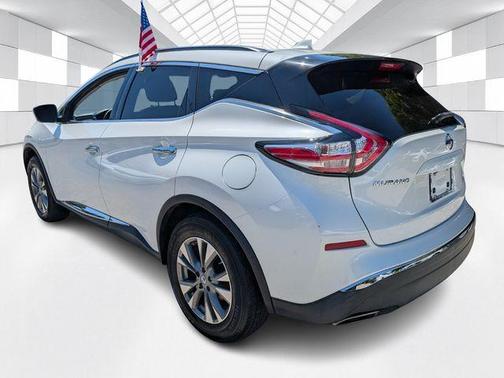 White 2018 Nissan Murano SV