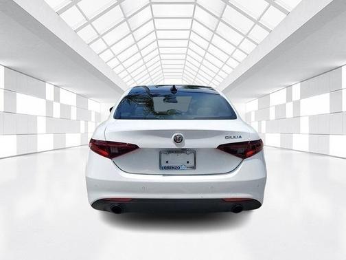 2022 Alfa Romeo Giulia Ti