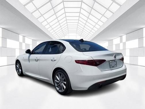 2022 Alfa Romeo Giulia Ti