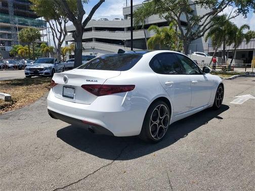 2022 Alfa Romeo Giulia Ti