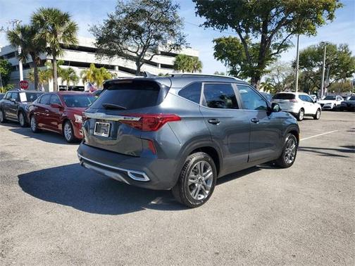 2023 Kia Seltos S