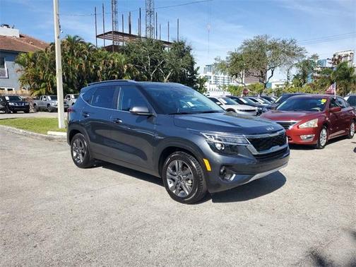 2023 Kia Seltos S
