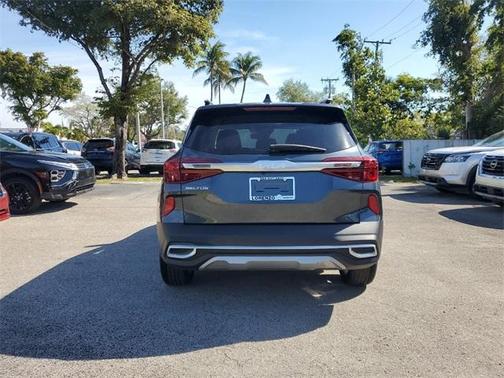 2023 Kia Seltos S