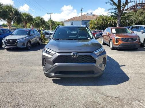 2022 Toyota RAV4 XLE