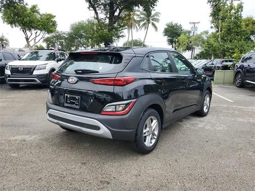 2023 Hyundai KONA SE