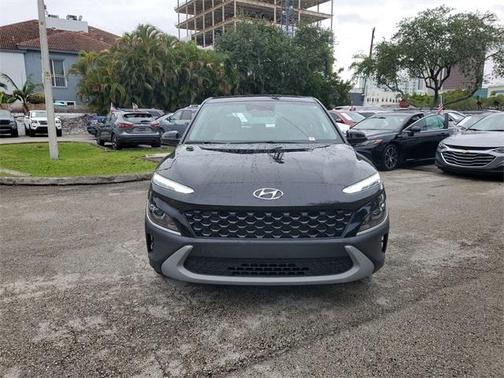 2023 Hyundai KONA SE