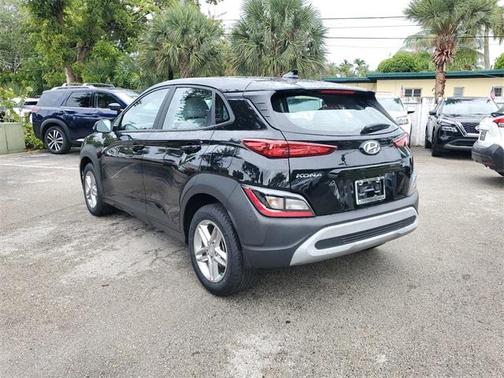 2023 Hyundai KONA SE