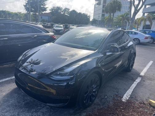 2024 Tesla Model Y Performance