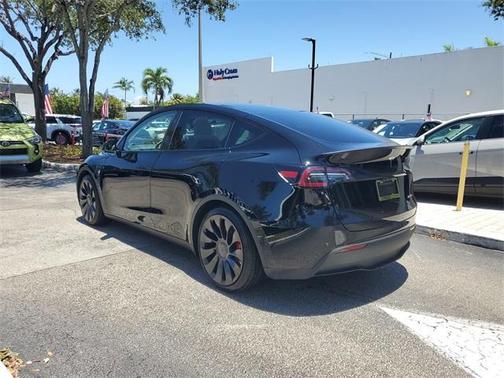 2024 Tesla Model Y Performance