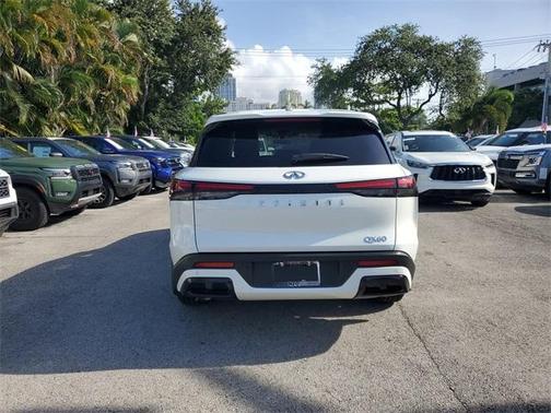 2025 INFINITI QX60 Pure
