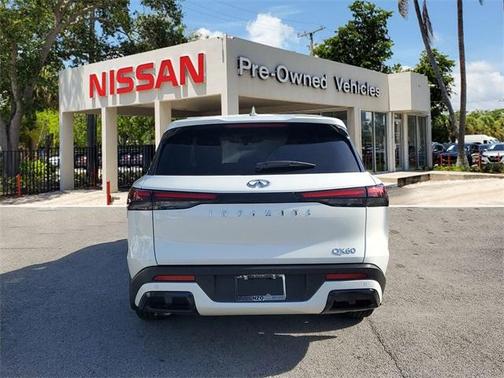 2025 INFINITI QX60 Pure