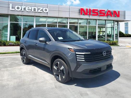 2025 Nissan Kicks SR