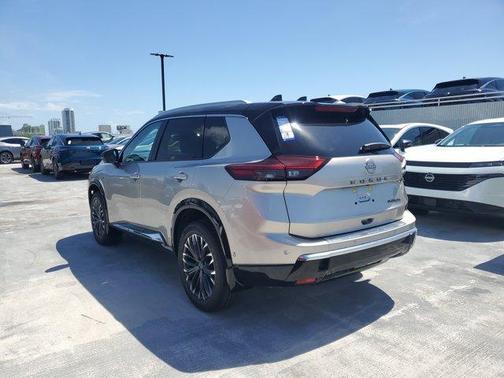 2025 Nissan Rogue Platinum