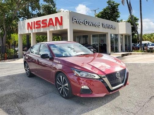 2022 Nissan Altima 2.5 SR