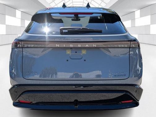 2025 Nissan ARIYA PLATINUM+