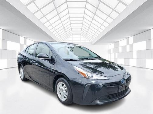 2020 Toyota Prius L