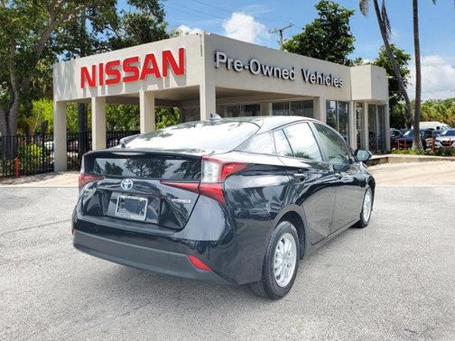 2020 Toyota Prius L