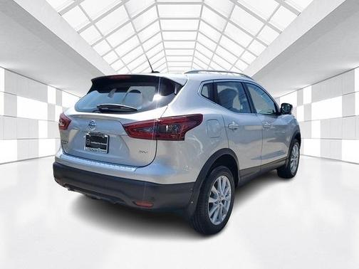 2022 Nissan Rogue Sport SV