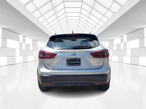 2022 Nissan Rogue Sport SV