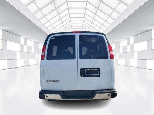 2021 Chevrolet Express 3500 LT