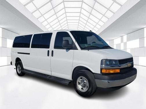 2021 Chevrolet Express 3500 LT