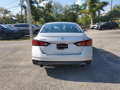 2021 Nissan Altima 2.5 SR