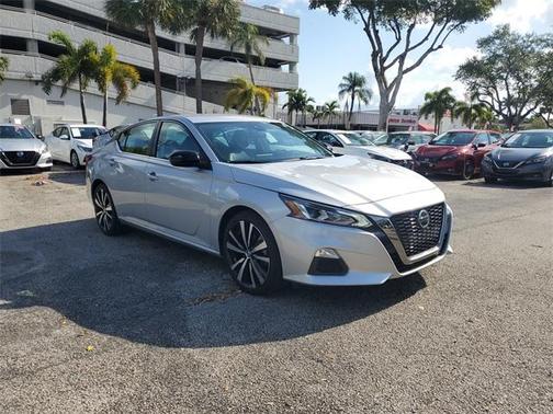 2021 Nissan Altima 2.5 SR