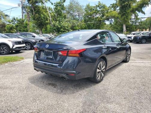 2021 Nissan Altima 2.5 SL