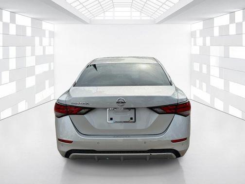 Brilliant Silver Metallic 2020 Nissan Sentra S
