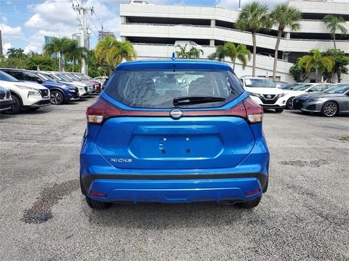 2024 Nissan Kicks S