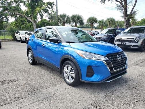 2024 Nissan Kicks S