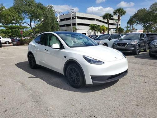2024 Tesla Model Y Long Range