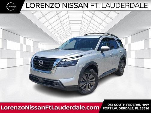 Brilliant Silver Metallic 2024 Nissan Pathfinder SV