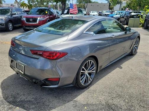 2017 INFINITI Q60 3.0T Premium
