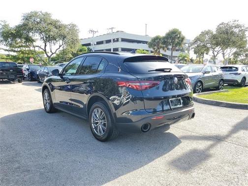 2022 Alfa Romeo Stelvio Sprint