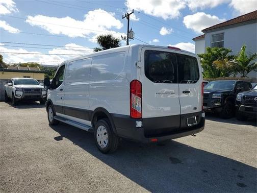 2022 Ford Transit-250