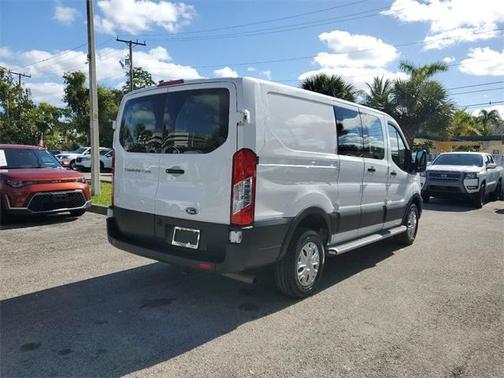 2022 Ford Transit-250