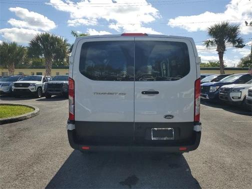 2022 Ford Transit-250