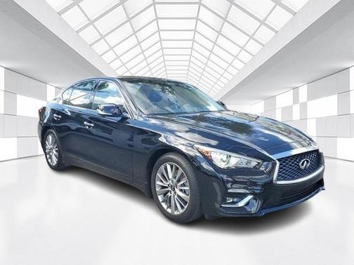 2024 INFINITI Q50 LUXE