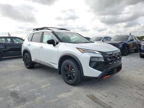 2025 Nissan Rogue Rock Creek