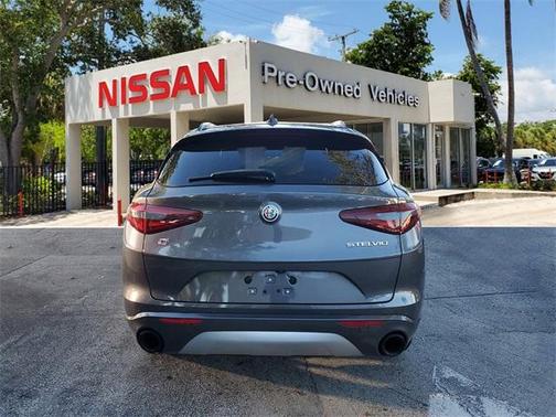 2022 Alfa Romeo Stelvio Ti