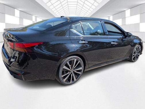 2019 Nissan Altima 2.5 Platinum