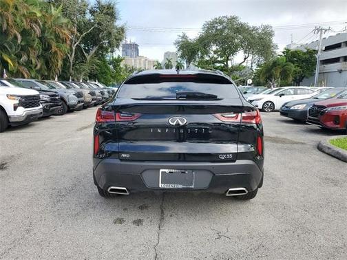 2023 INFINITI QX55 LUXE