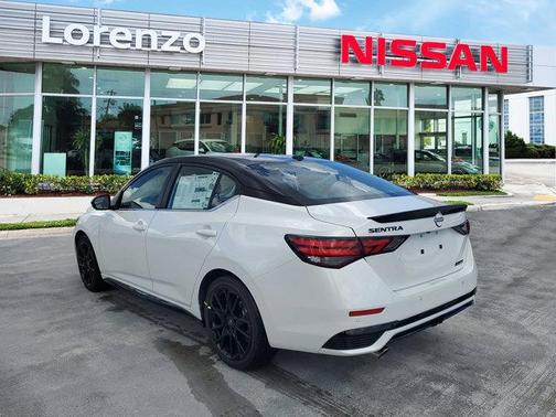 2025 Nissan Sentra SR