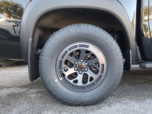 2025 Nissan Frontier PRO-X